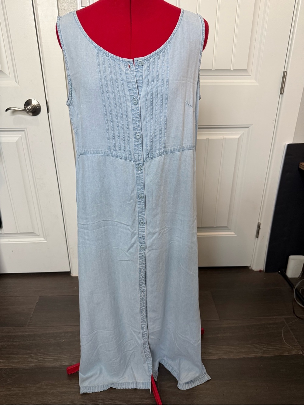 Crazy Horse by Liz Claiborne sleeveless Light Blue Button-Front Midi Dress Sz 14